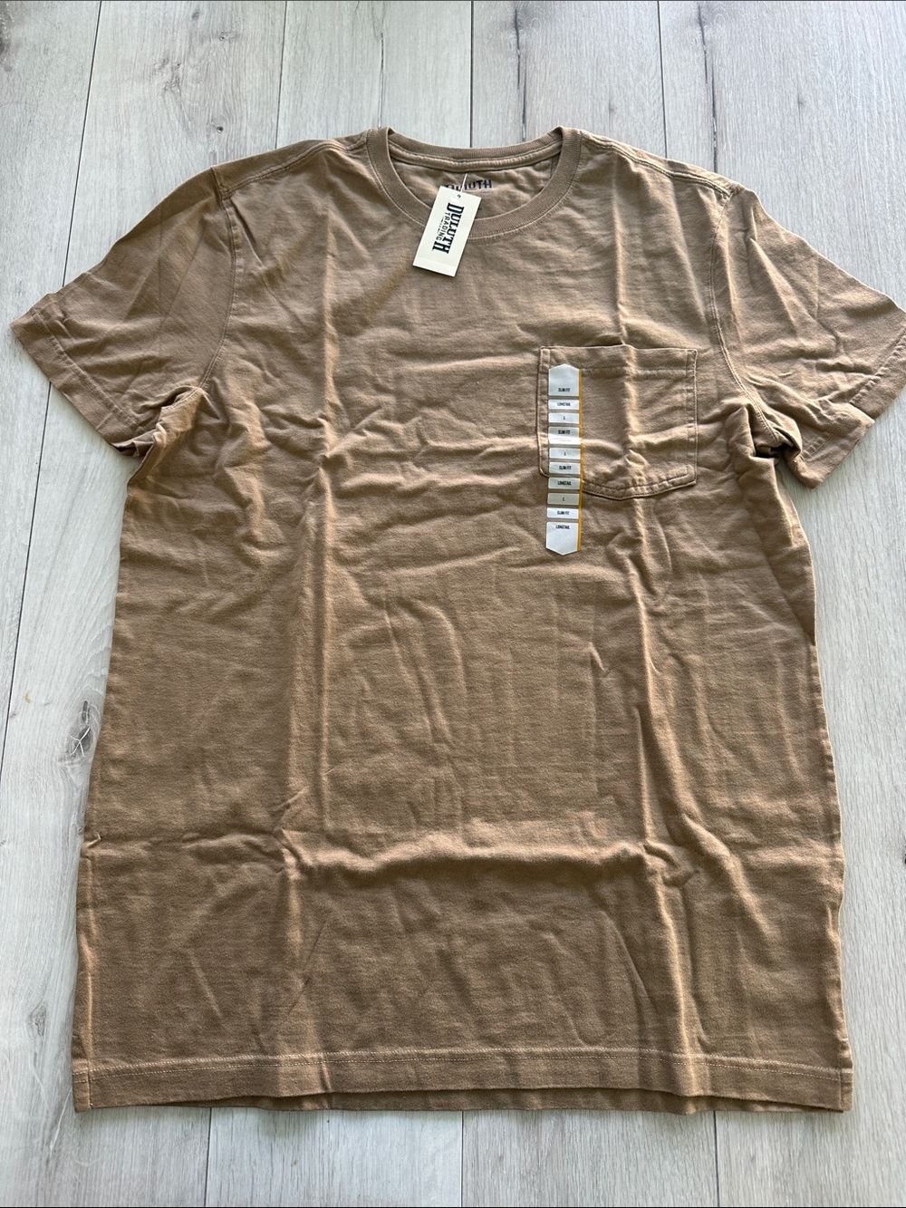 Duluth Trading Longtail Short Sleeve Tee Slim Fit with Pocket Tan NWT IN PACKAGE